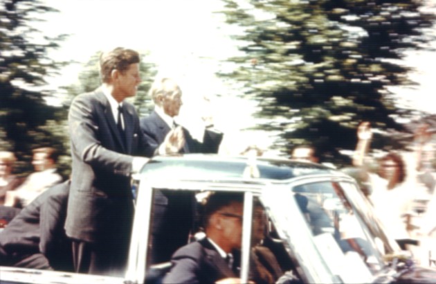 Besuch des Präsidenten John F. Kennedy in Bonn. Seit Dezember 1963 heißt der vormalige Frankengraben nach dem amerikanischen Präsidenten