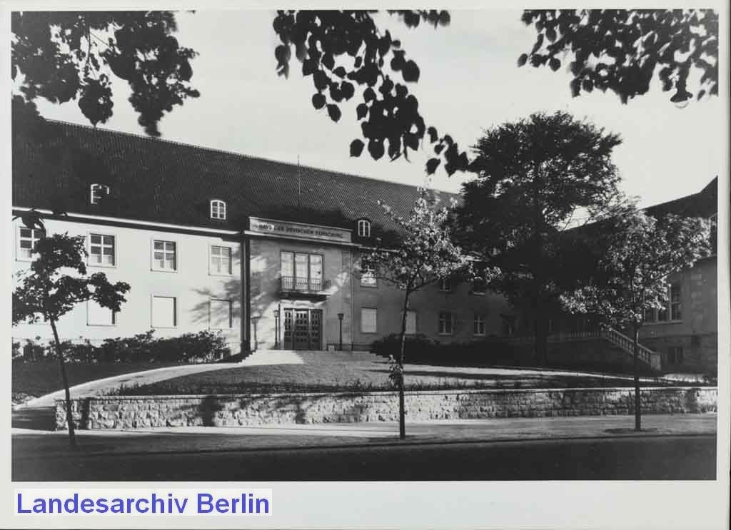 Haus der Deutschen Forschung, 1940