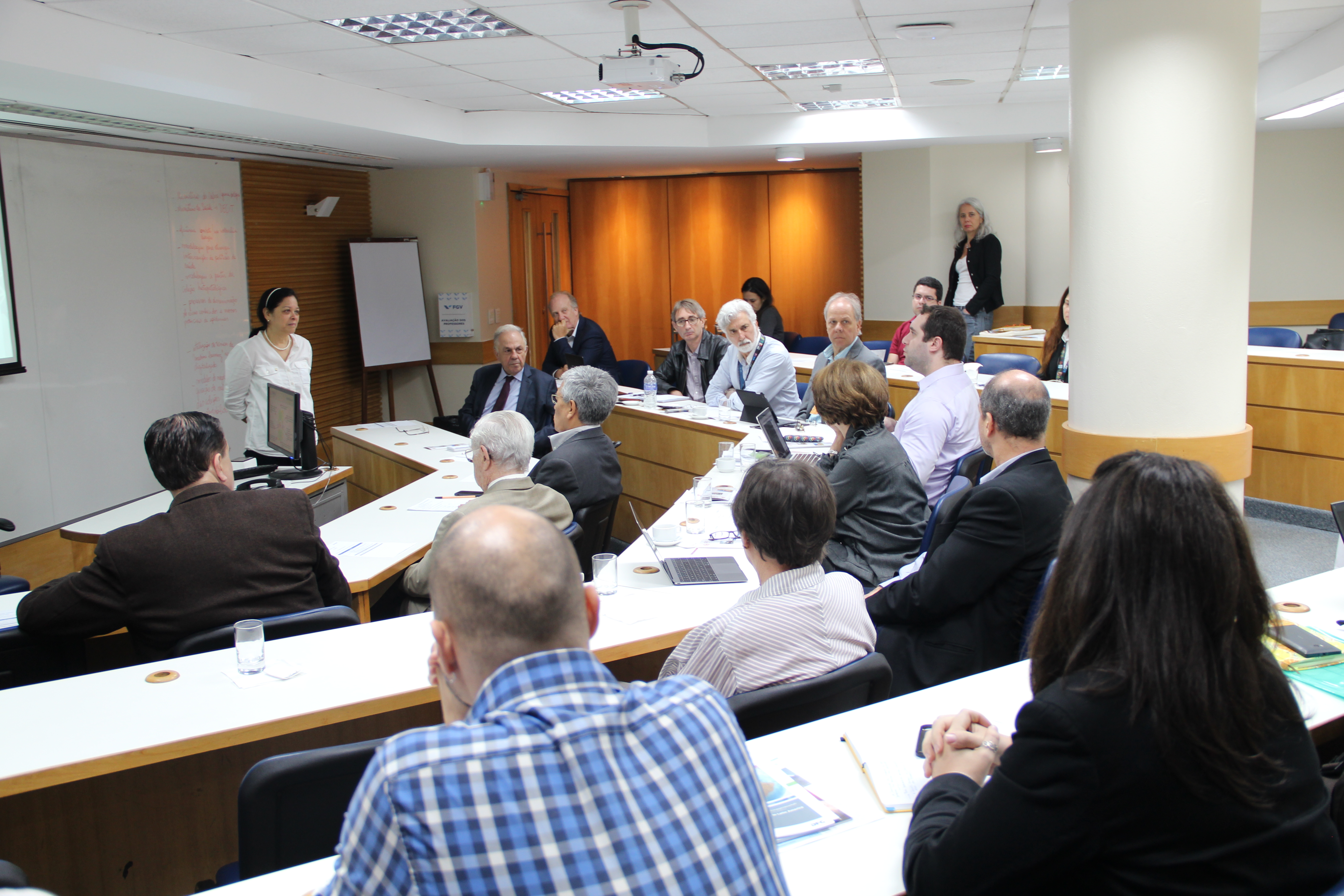 Workshop reunió matemáticos de la FGV e epidemiologistas de la Fundación Fiocruz