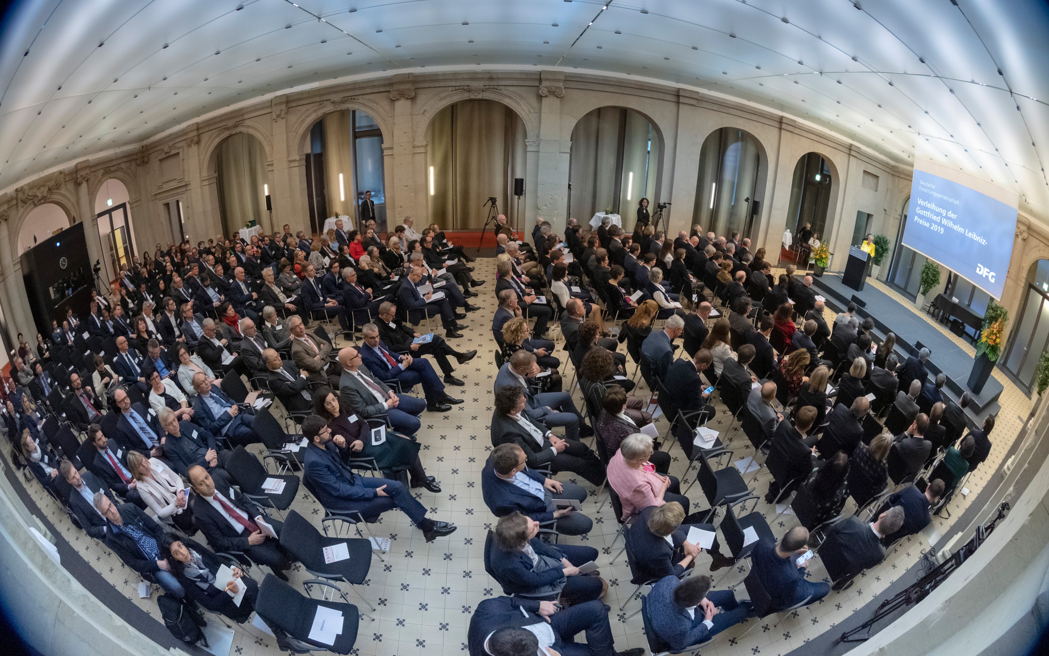 Der Leibniz-Saal in der Berlin-Brandenburgischen Akademie