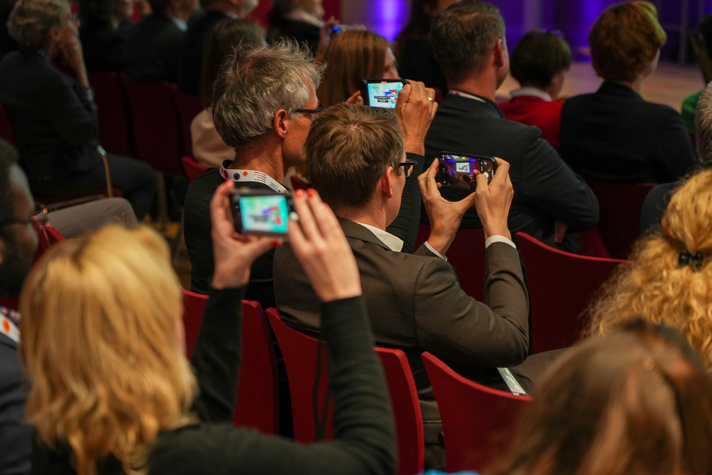 Audience impressions at the “Research in Germany” forum in 2022