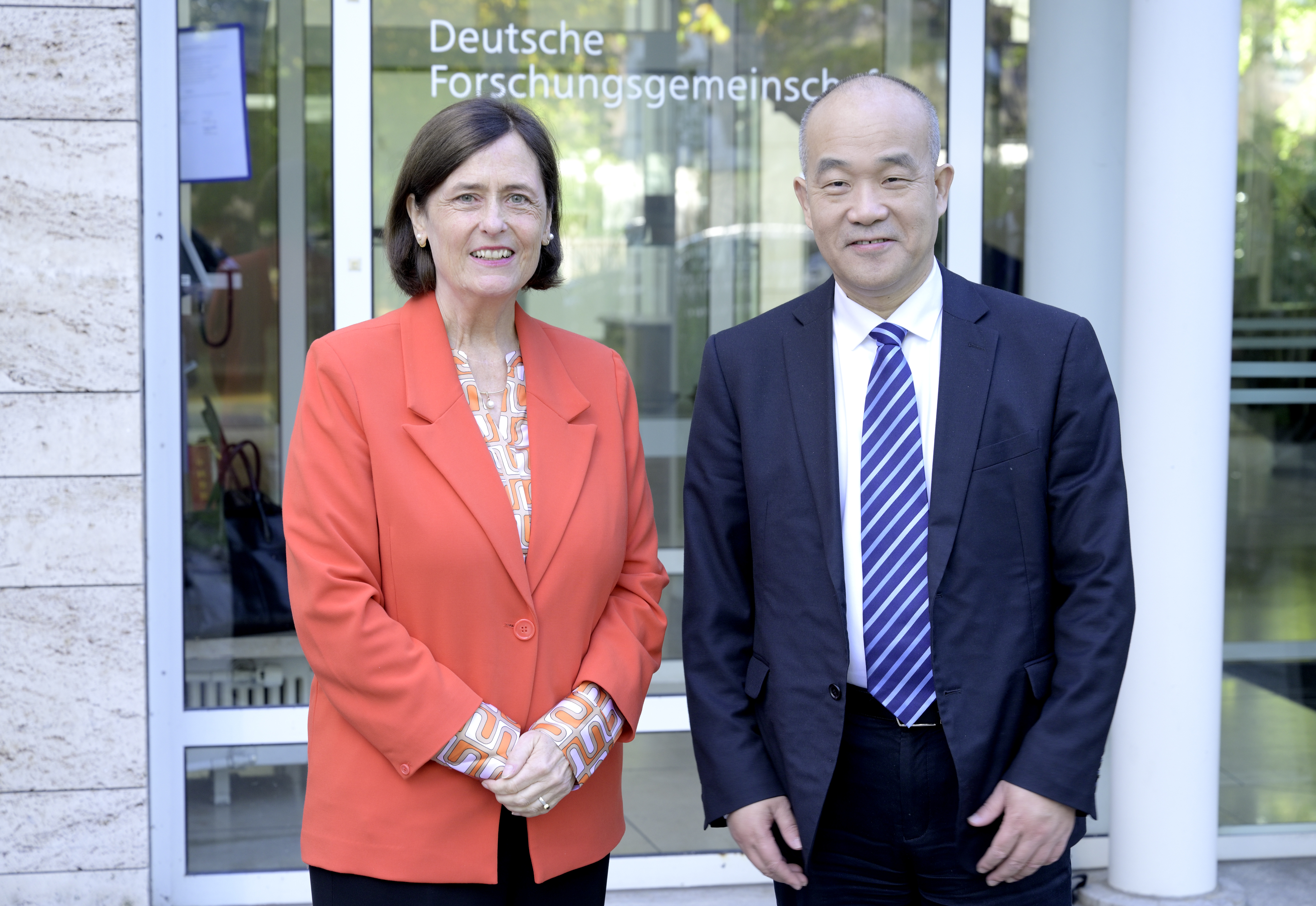 DFG-Präsidentin Katja Becker und NSFC-Präsident Dou Xiankang